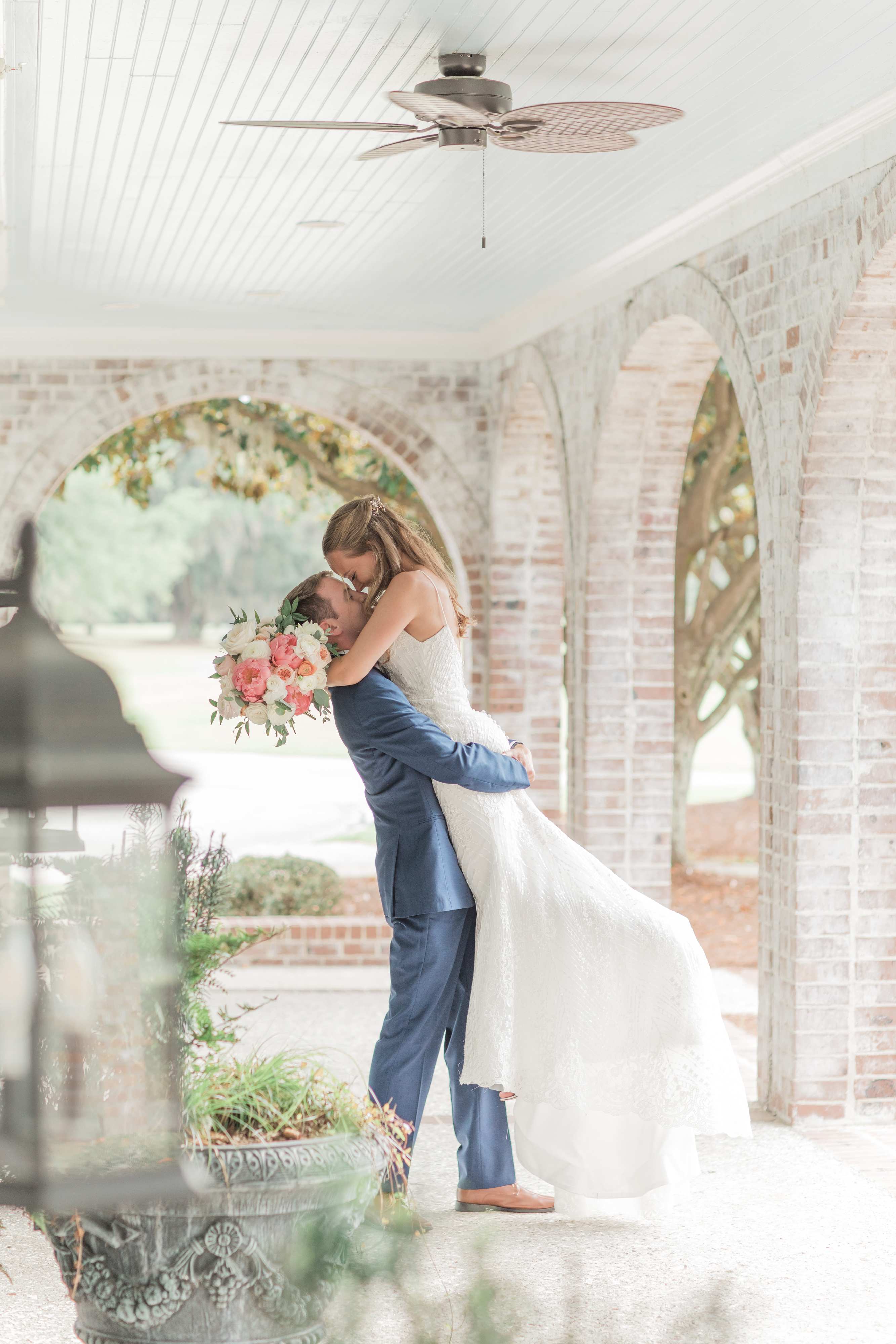 Wedding Decor for Small Spaces: How to Style an Intimate Venue