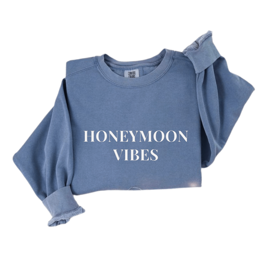 Honeymoon Vibes Puff Comfort Colors Sweatshirt - Sweatshirt - Puff