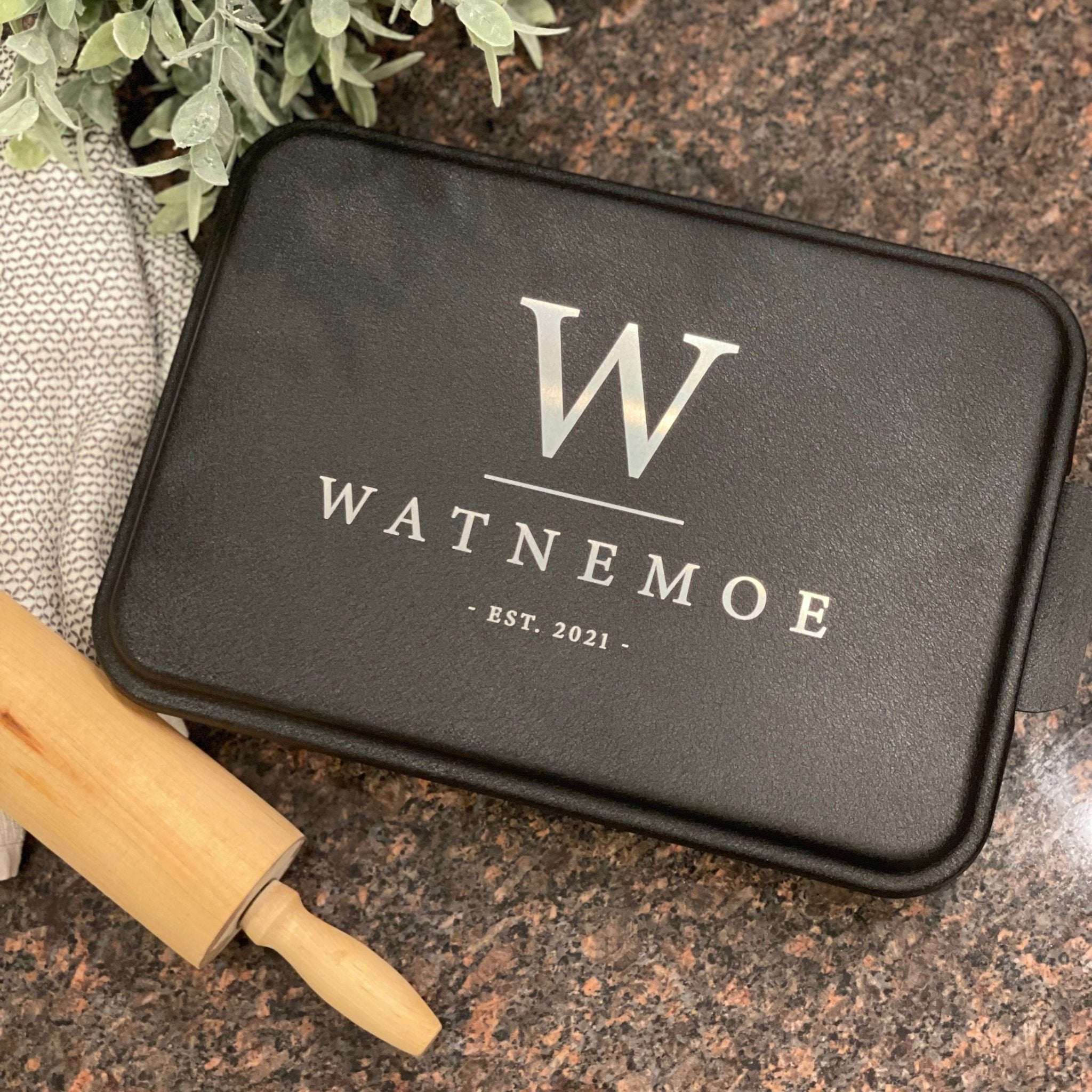 Last Name Cake Pan - Barn Street Designs
