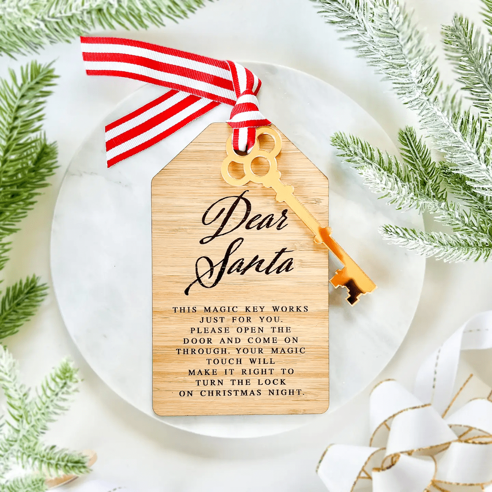 Santa Key Set – Engraved Bamboo Tag & Gold Acrylic Key | Christmas Eve Tradition