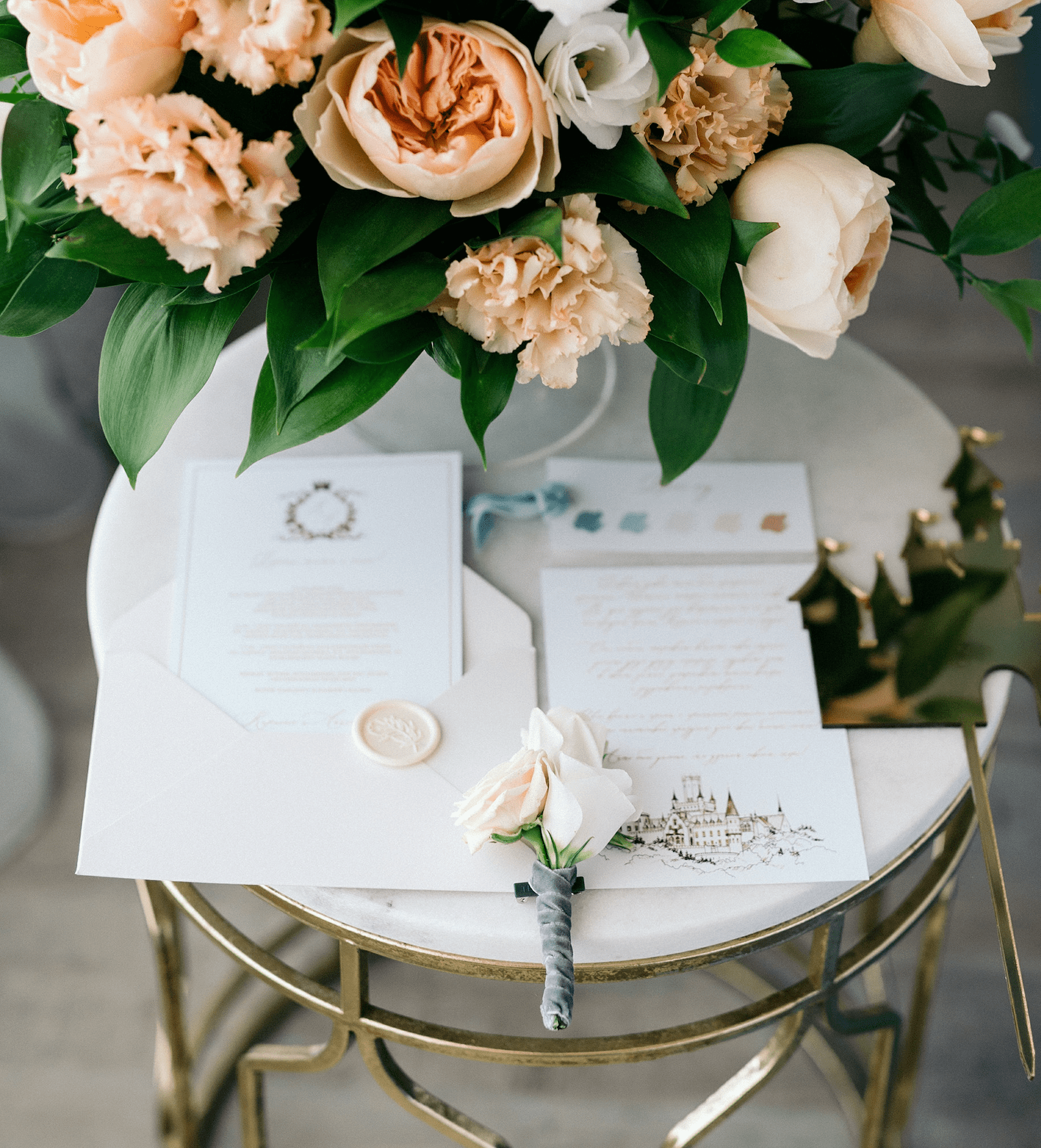 When to Send Bridal Shower Invites: Timing, Etiquette & Pro Tips
