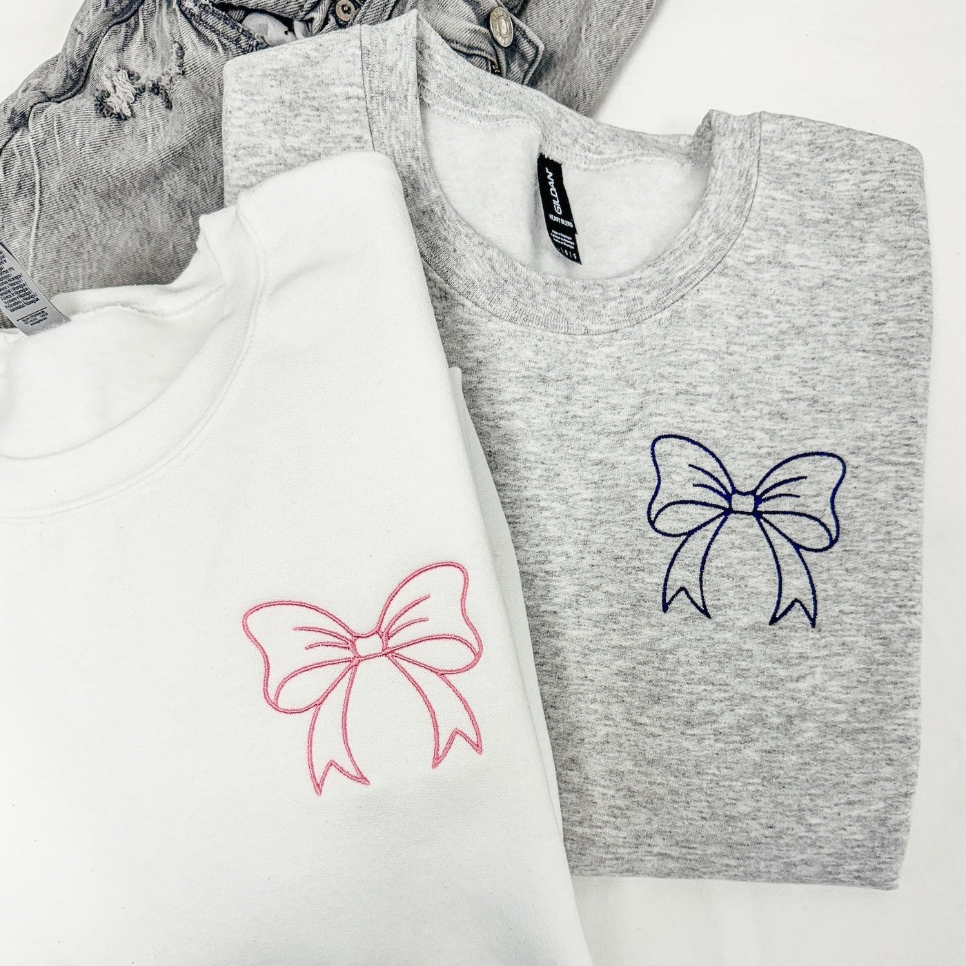 Cute Bow Embroidered Sweatshirt