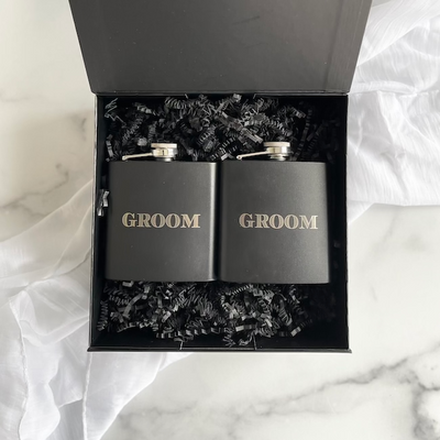 Mr and Mr Flask Gift Set